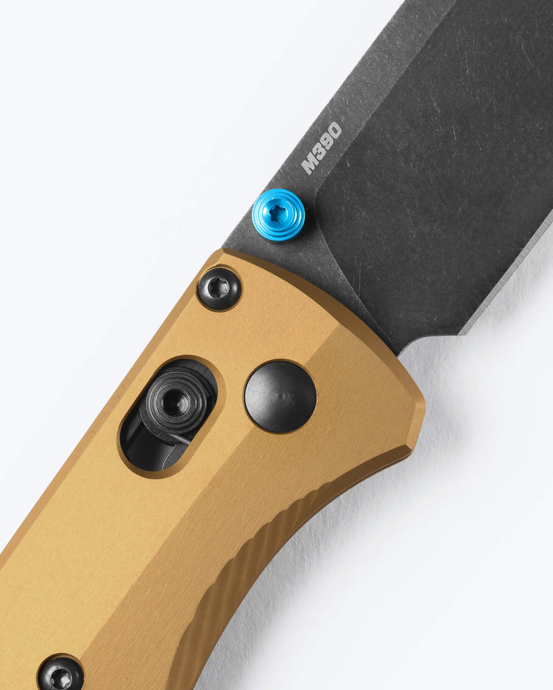 Load image into Gallery viewer, Benchmade 535BK-07 Bugout Burnt Brass Aluminum DLC Battlewash M390 Blade Knife
