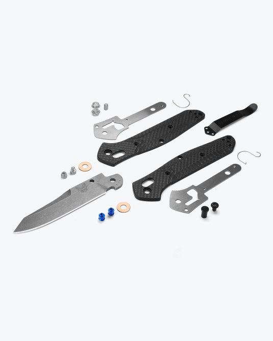 Benchmade 940-1 Osborne Folding Knife 3.4" S90V Stonewash Plain Blade, Carbon Fiber Handles