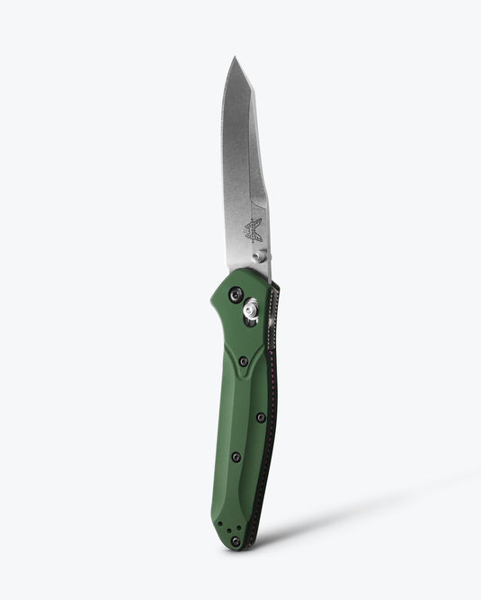Benchmade 940 Osborne Folding Knife 3.4" S30V Satin Plain Blade, Aluminum Handles