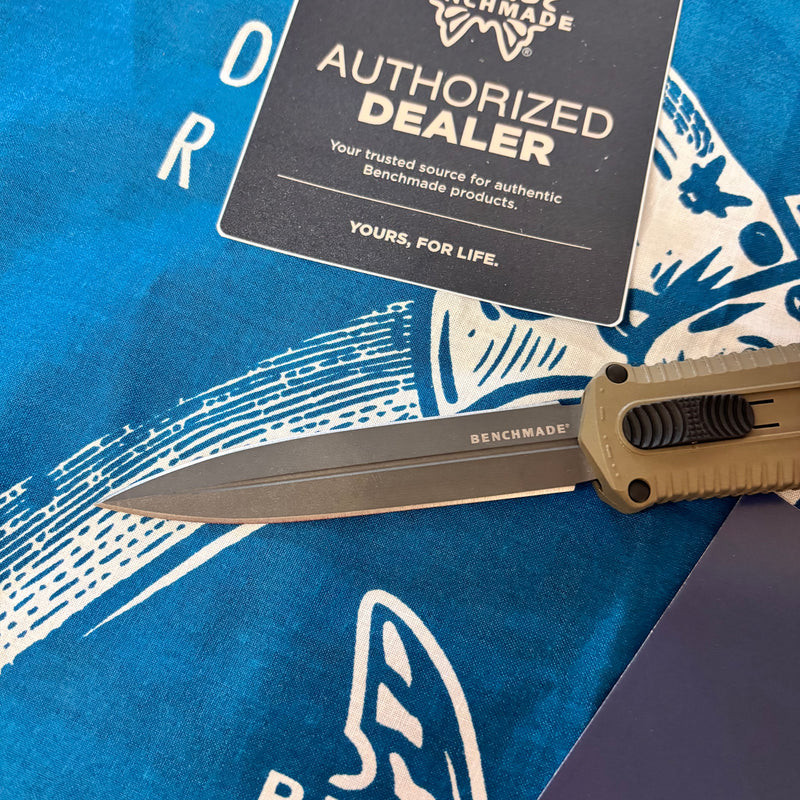 Load image into Gallery viewer, Benchmade 3370GY-1 Claymore OTF Automatic 3.89" CPM-D2 Ranger Green Grivory Handles Knife
