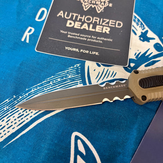 Benchmade 3370SGY-1 Claymore OTF SERRATED Automatic 3.89" CPM-D2 Ranger Green Grivory Handles Knife
