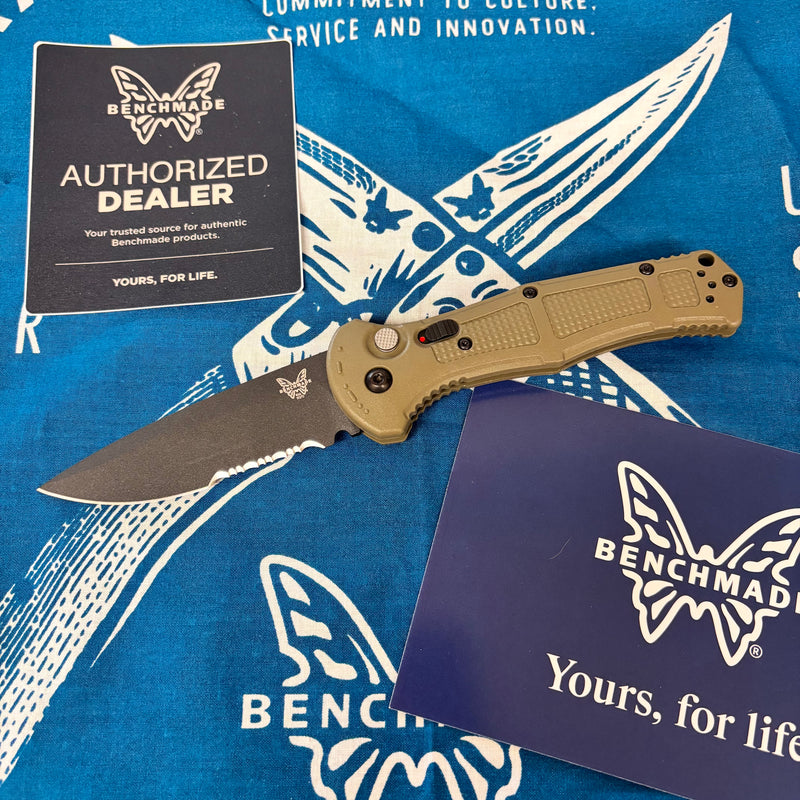 Load image into Gallery viewer, Benchmade 9070SBK-1 Claymore AUTO Folding Knife 3.6" CPM-D2 Cobalt Black Combo Blade, Ranger Green Grivory Handles
