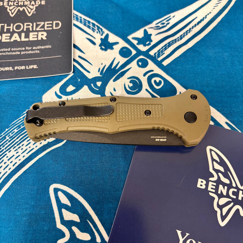 Load image into Gallery viewer, Benchmade 9070SBK-1 Claymore AUTO Folding Knife 3.6" CPM-D2 Cobalt Black Combo Blade, Ranger Green Grivory Handles
