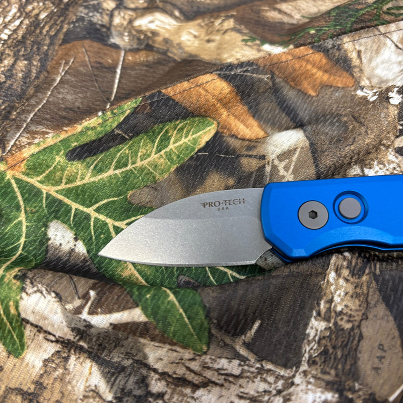 Load image into Gallery viewer, Protech Runt 5 R5301-Blue Smooth Blue Handle 1.9" Stonewash MAGNACUT Wharncliffe Blade Blasted Hardware Automatic Knife
