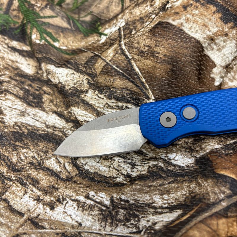 Load image into Gallery viewer, Protech Runt 5 R5305-BLUE Textured Blue Handle 1.9" Stonewash MAGNACUT Wharncliffe Blade Blasted Hardware Automatic Knife
