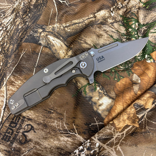 Rick Hinderer Jurassic Frontier 3.375" Magnacut Clip Point, Tri-Way, Working Finish, Translucent Green G10 Knife