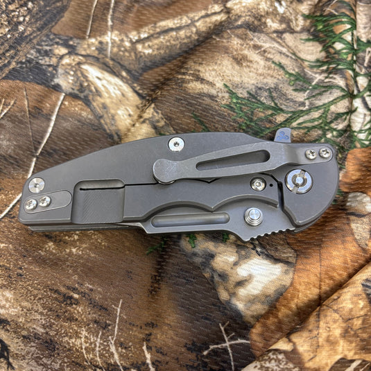 Rick Hinderer Jurassic Frontier 3.375" Magnacut Clip Point, Tri-Way, Working Finish, Translucent Green G10 Knife
