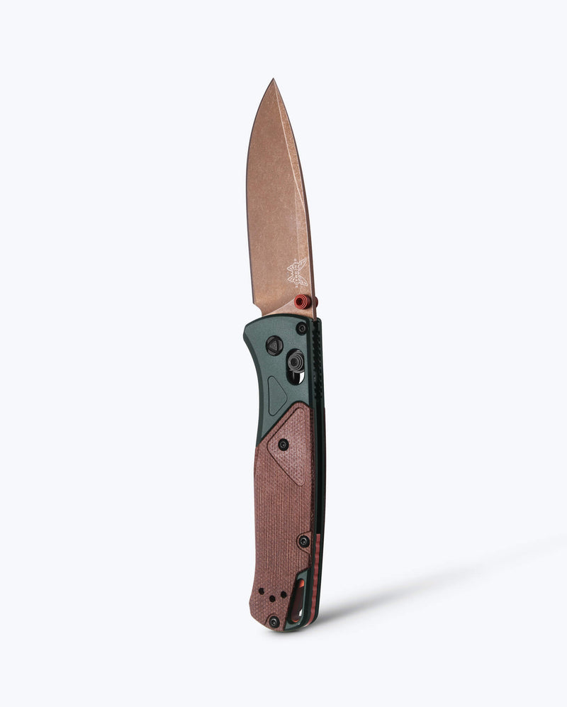 Load image into Gallery viewer, Benchmade 535FE-2602 Bugout, 3.24" S90V Drop Point, Taiga Green Aluminum with Brown Canvas Micarta Handles Knife
