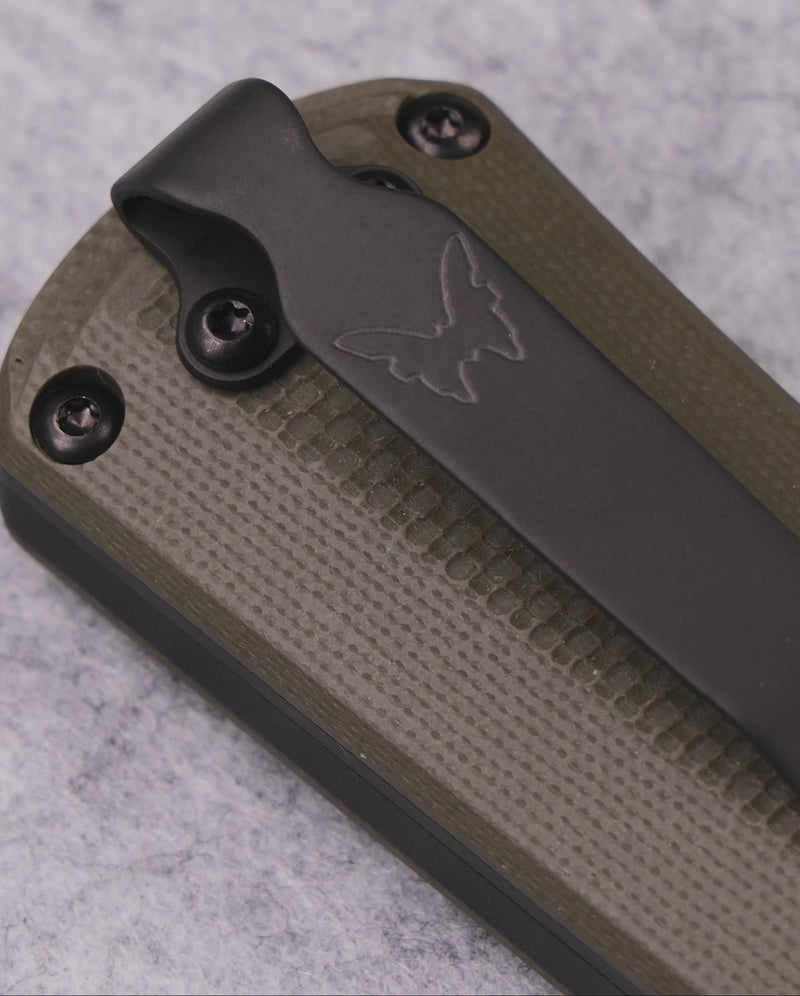 Load and play video in Gallery viewer, Benchmade 3400BK-1 Autocrat AUTO OTF 3.71" Black DLC Coated Finish Olive Drab Double Edge Dagger Knife
