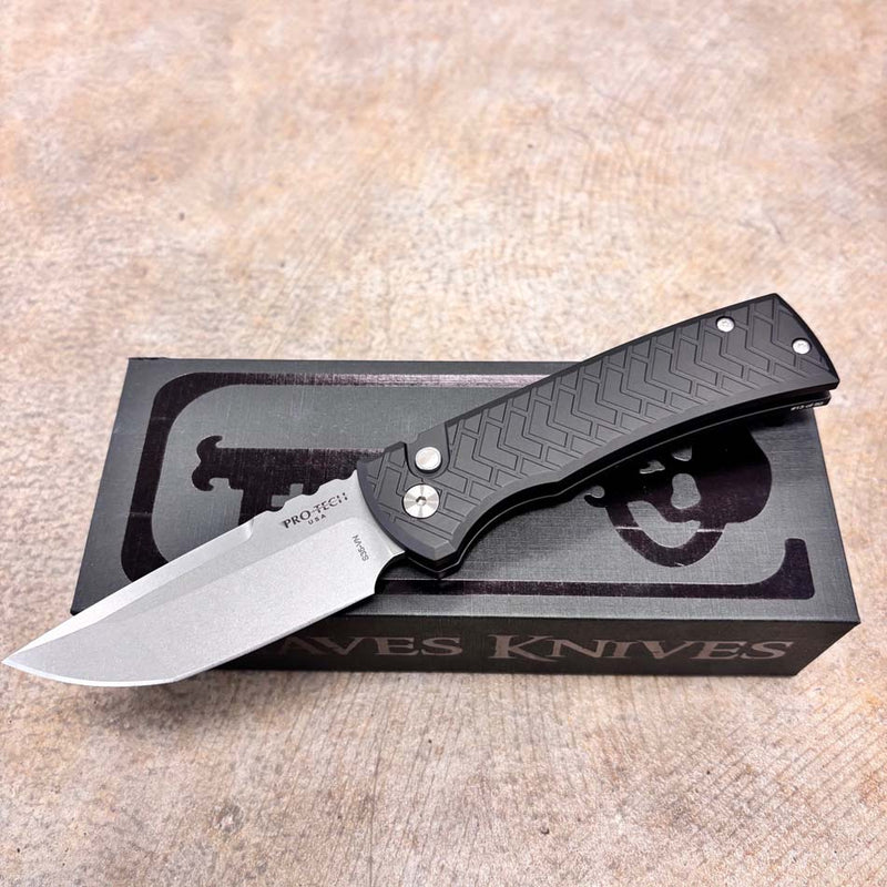 Load image into Gallery viewer, Protech BST26.Redencion.1 Black Tread Textured Handle Knife #13 of 50
