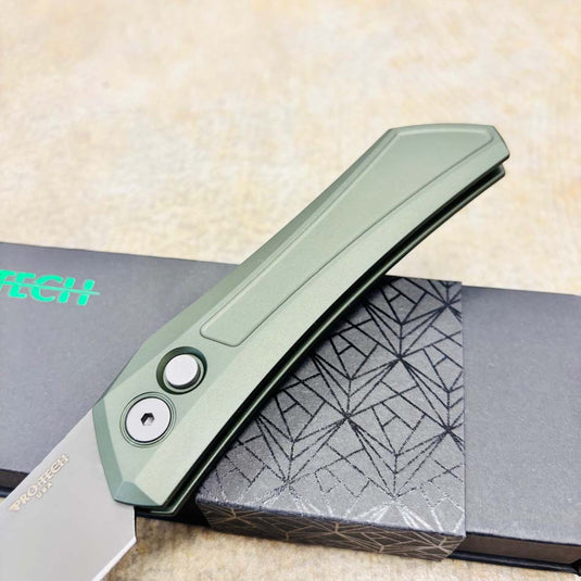 Protech DS121-GREEN Oligarch Dmitry Sinkevick Design Solid Green Aluminum Handles, Smoky Grey DLC Magnacut Blade Auto Knife