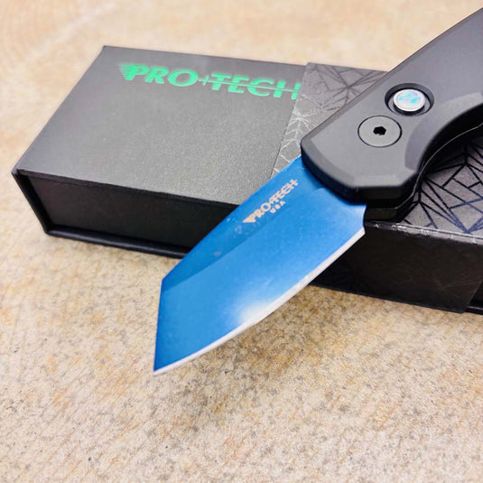 Protech R5203-SB Runt 5, black handle, Sapphire Blue 20CV Reverse Tanto Blade, Abalone Button, Knife
