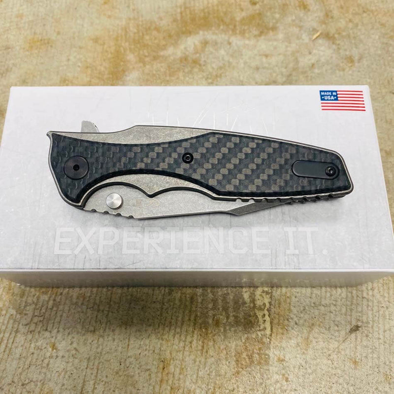 Load image into Gallery viewer, Zero Tolerance Hinderer 0393GLCF Frame Lock Glow CF 3.5" Working Finish Folding knife
