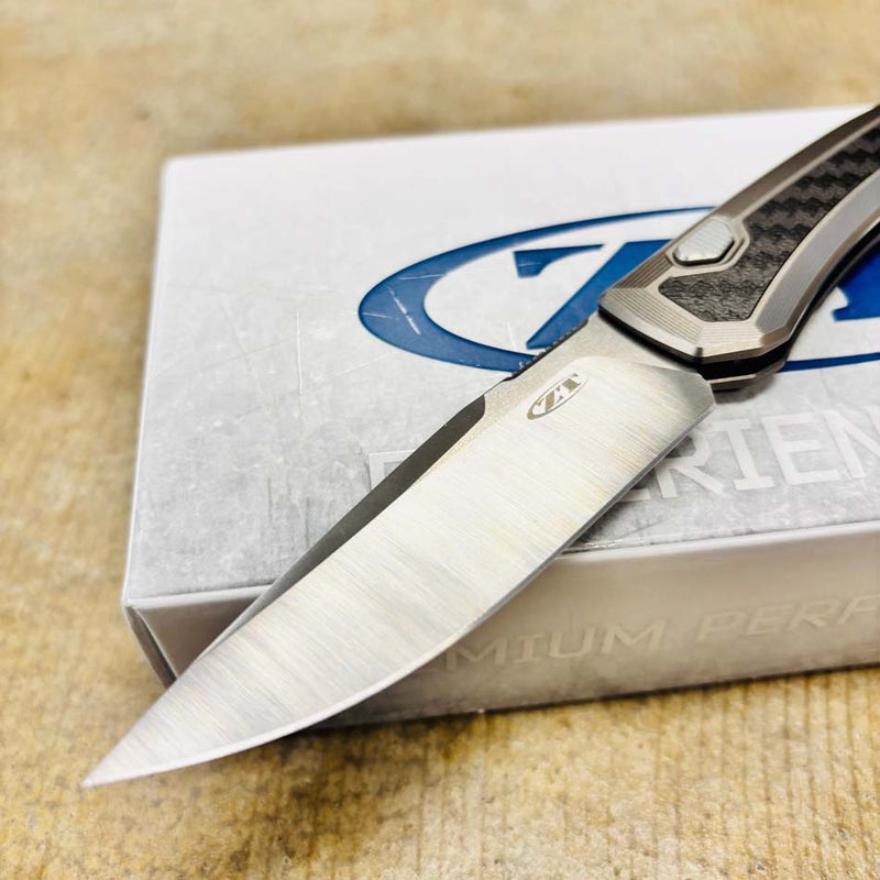 Load image into Gallery viewer, Zero Tolerance 0556 Auto 3.35" Magnacut Carbon Fiber Inlay Titanium Handles Knife 2025 BLADE SHOW WINNER
