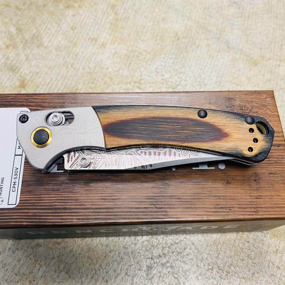 Benchmade 15085-2201 BULL ELK Mini Crooked River Folding Knife 3.4" Casey Underwood Artist Series LIMITED EDITION BULL ELK - 15085-2201