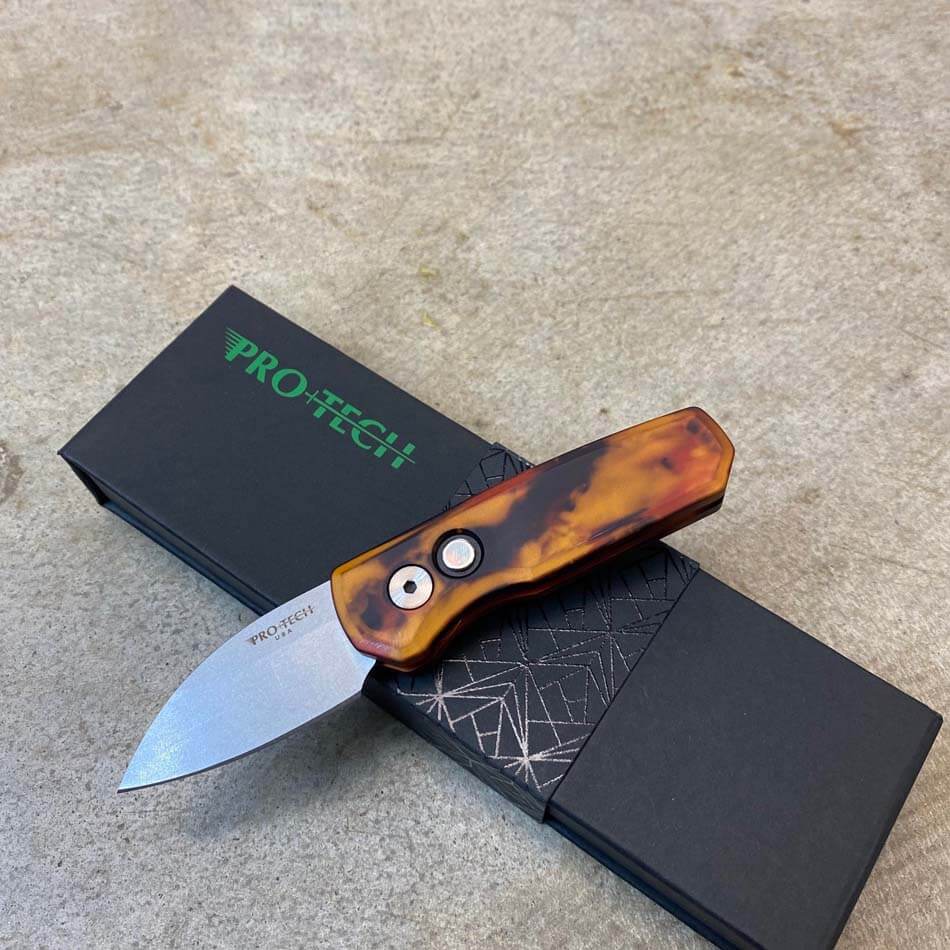 Protech Runt 5 R5301-DF Del Fuego Anodized Handle 1.9" Stonewash MAGNACUT Wharncliffe Blade Polished Hardware Automatic Knife