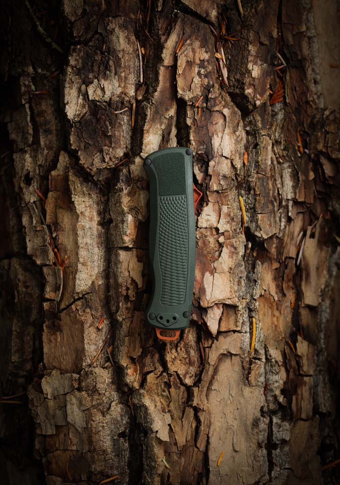 Benchmade 5371FE-2601 Shootout Taiga Green Grivory Handles 3.5" Z-Wear Tool Steel Blade Automatic OTF Knife - 5371FE-2601