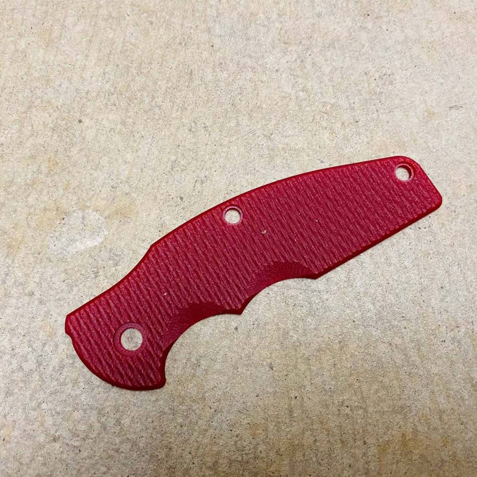 Rick Hinderer Jurassic Red G10 Scale