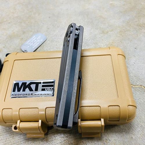 Medford Nosferatu Auto 3.5" S35VN Gray Handles PVD Hardware Folding Dagger Knife - MK209STQ GRAY BLACK HARDWARE