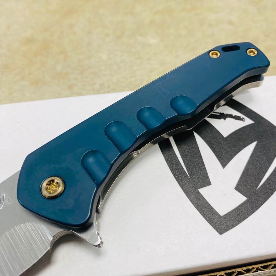 Medford Praetorian Swift FL Flipper 3.75" Tumbled Drop Point Tumbled Blade Blue Handle, Tumbled Spring Knife Serial 303-593 - MKT Swift FL Flipper Blue