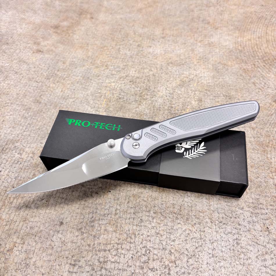 Protech 2026 Avalon Custom 004, Peace Neighbor Avalon, Knurled Grey Aluminum Handle, Mike Irie Compound Ground Mirror Polished 154CM Blade Knife - Protech 2026 Avalon Custom 004