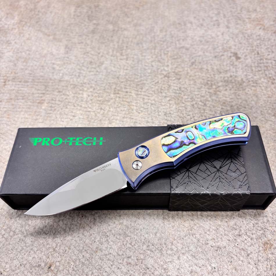 Protech 2026 Duke Custom 004, DUKE 2, 6AI4V Titanium Handle with 2-Tone Blue/Gold Anodize,Chad Nichols Raindrop Damascus Blade Knife - Protech 2026 Duke Custom 004 Knife
