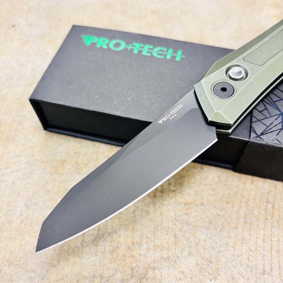 Protech BSA25.Oligarch.1 Dmitry Sinkevick Design Solid Green Battleworn Aluminum Handles, Black DLC Magnacut Blade, Black Lip Pearl Button Knife BLADE SHOW 2025 - BSA25.Oligarch.1