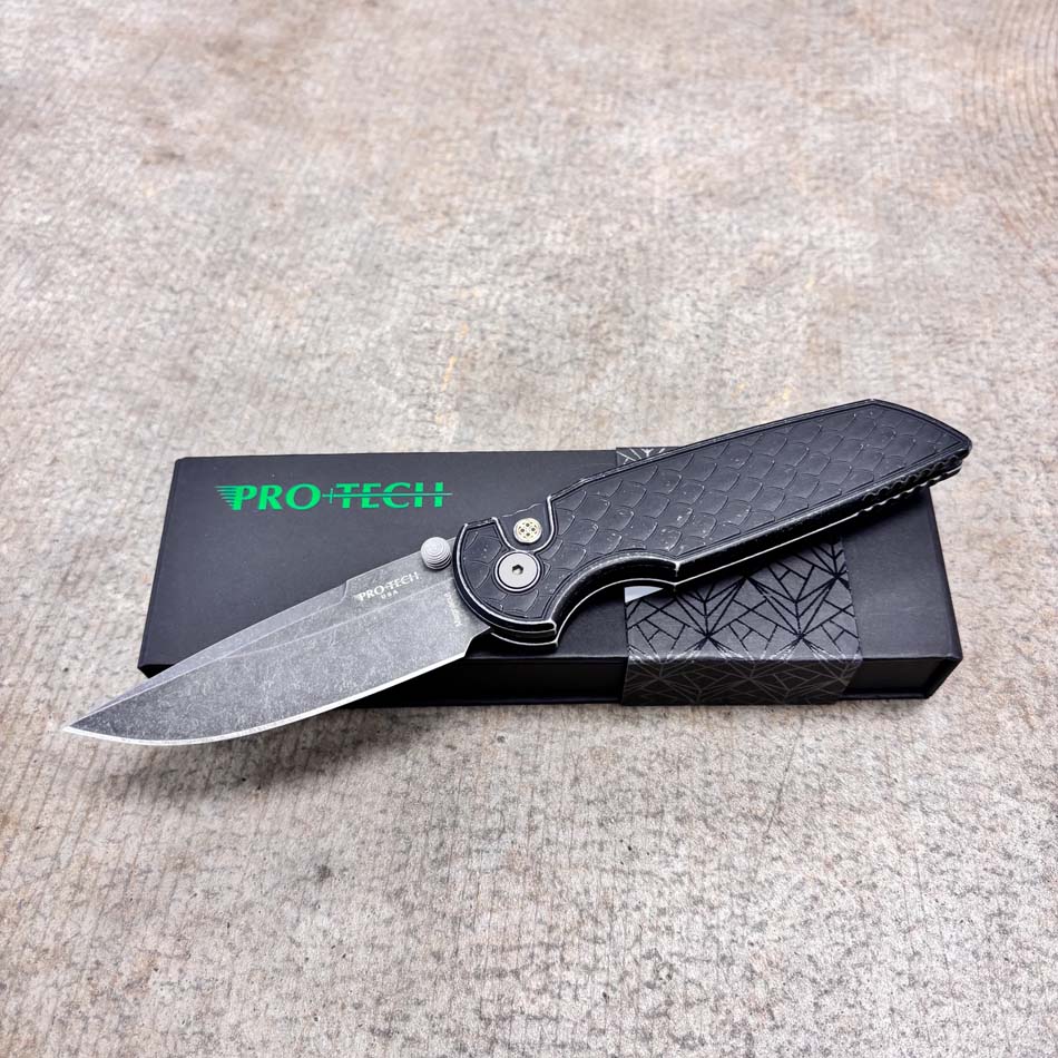 Protech BSA26.INT.1 TR-3 Integrity Thumbstud Manual, Battleworn REPTILE Textured Black Handle, Acidwash Magnacut Blade Knife - Protech BSA26.INT.1 Knife