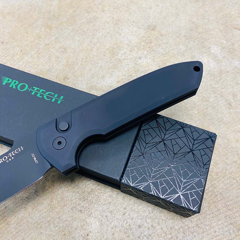 Protech LG303 D2 Les George Rockeye 3.4" CPM-D2 DLC Black Blade Black Handles Automatic Knife - LG303 D2