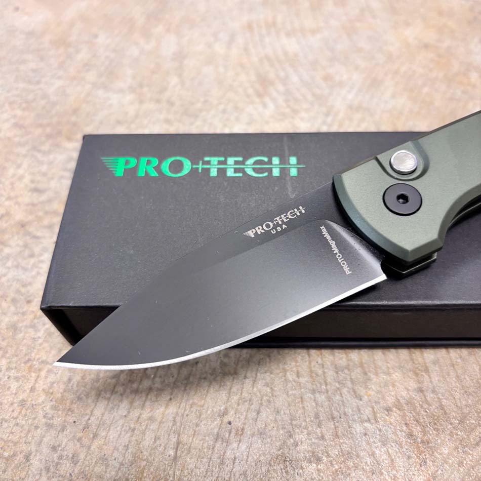 ProTech BST26.SCAPEGOAT.1 Ramon Chaves Scapegoat Compact Auto, Green AL Handle, DLC Black MagnaMax Blade, Knife BLADE SHOW TEXAS 2026 - BST26.SCAPEGOAT.1