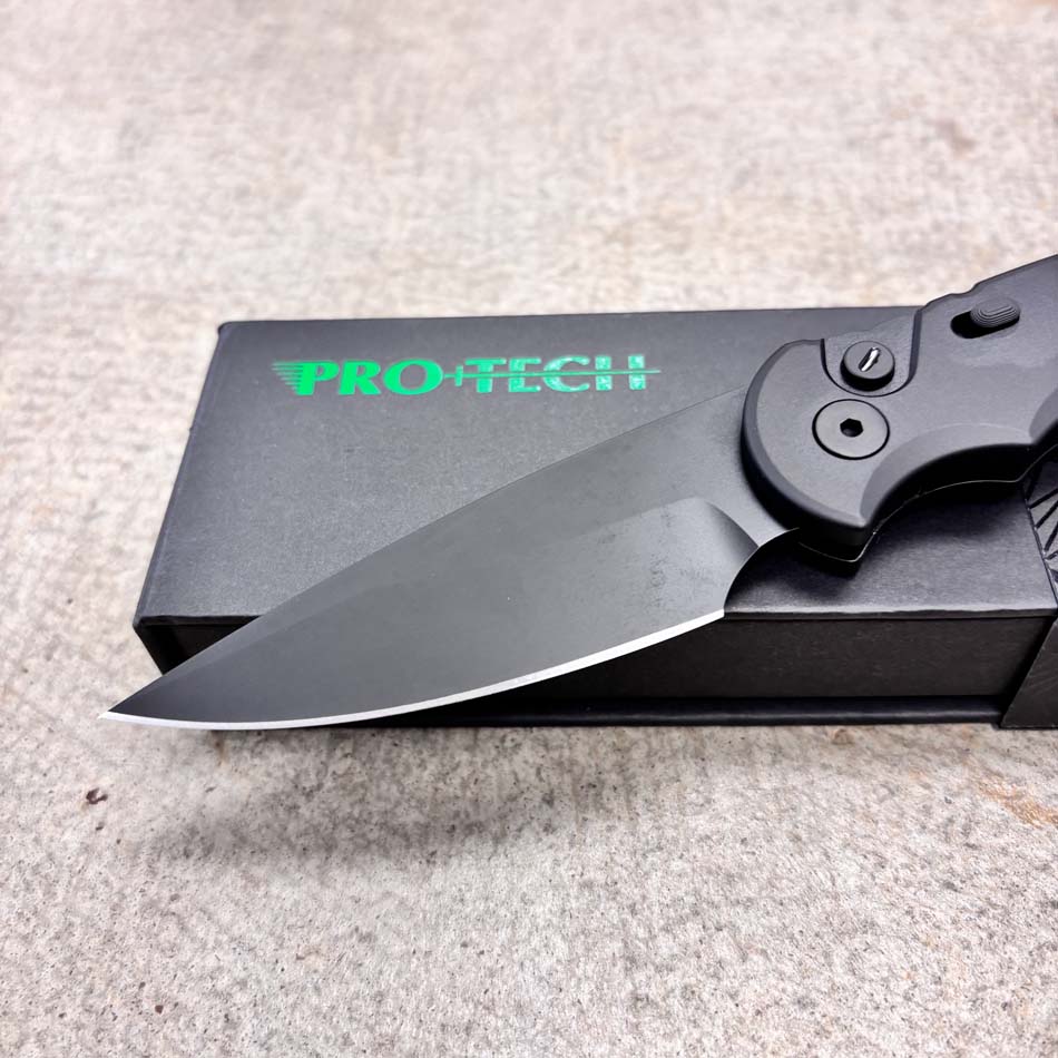 Protech T503-Operator Automatic Sterile Black Handle with Safety Steel Glass Breaker DLC S35VN Blade Tritium Push Button Knife BLADE SHOW 2026 - PROTECH T503-OPERATOR